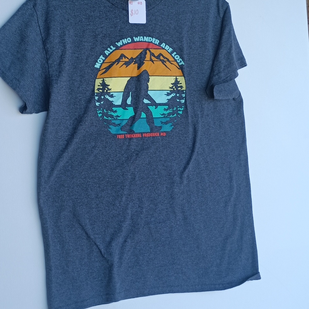 Short sleeve kids small